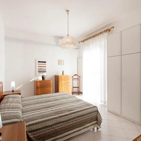 Apartment Trilocale Mazzini Con 2 Balconi