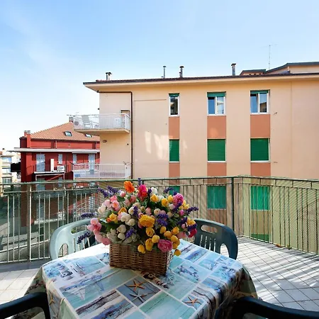 Trilocale Mazzini Con 2 Balconi Apartment