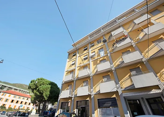 Trilocale Mazzini Con 2 Balconi