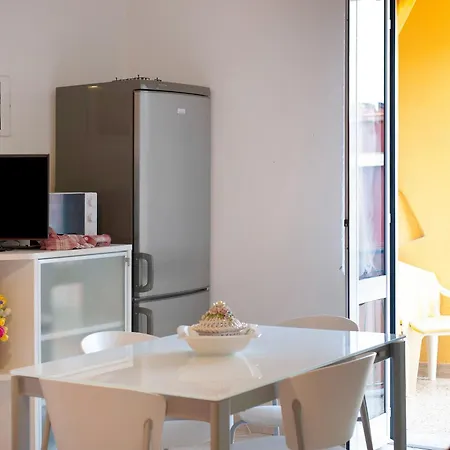 Trilocale Mazzini Con 2 Balconi Appartement Varazze