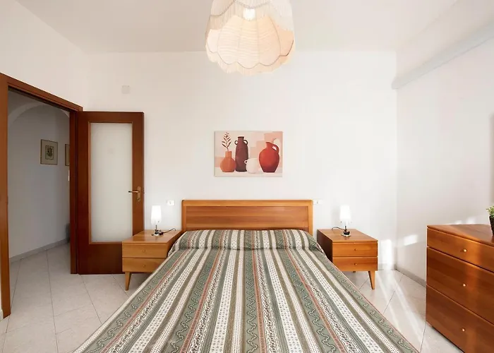 Apartman Trilocale Mazzini Con 2 Balconi *